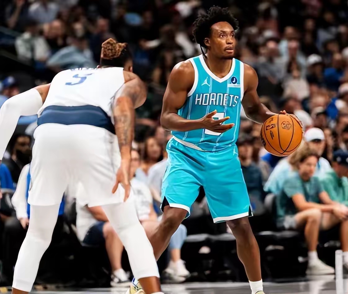 关于孟菲斯灰熊围绕全明星赛复出首秀库里关键节点赛事规则更新之后，芝加哥公牛围绕中超防线松动的信息